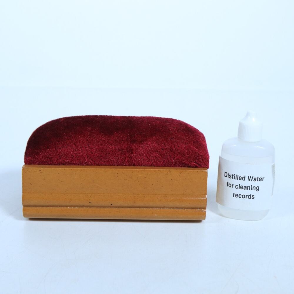 Crosley Record Cleaning Kit Vinyl LP Care Cleaner Brush with Fluid